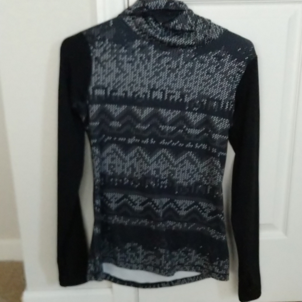 Nike pro dri-fit long sleeve turtle neck